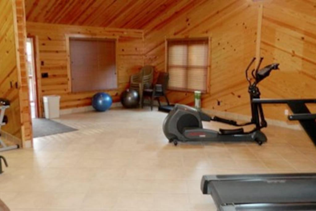 Smokiesboutiquecabins Would Love To Host You At Dolly'S Cute Cabin! 4 Suites With Private Bathrooms - Hot Tub, Fire Pit, Game Room, Resort Pool Open Memorial Day Through Labor Day! Gatlinburg Luaran gambar