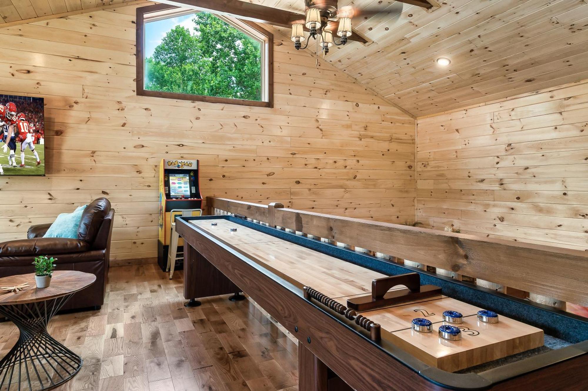Smokiesboutiquecabins Would Love To Host You At Dolly'S Cute Cabin! 4 Suites With Private Bathrooms - Hot Tub, Fire Pit, Game Room, Resort Pool Open Memorial Day Through Labor Day! Gatlinburg Luaran gambar